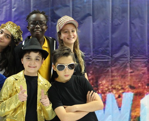 Hollywood Dreams - St Paul Apostle South Primary School