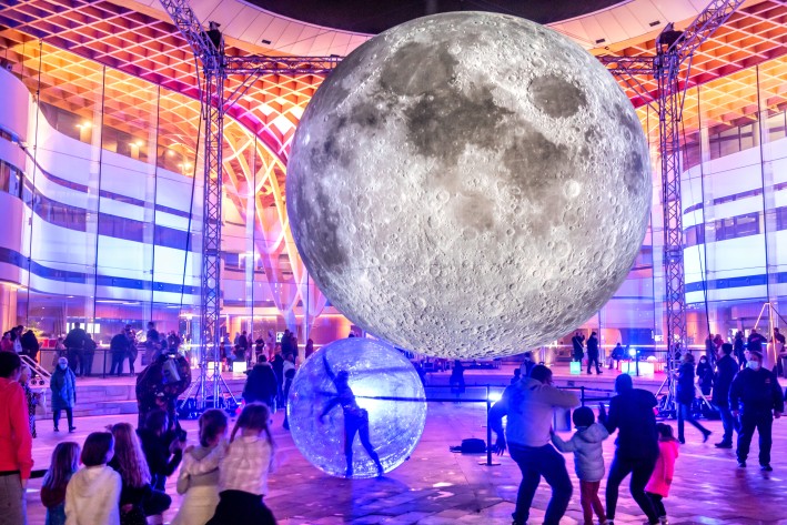 museum of the moon 1