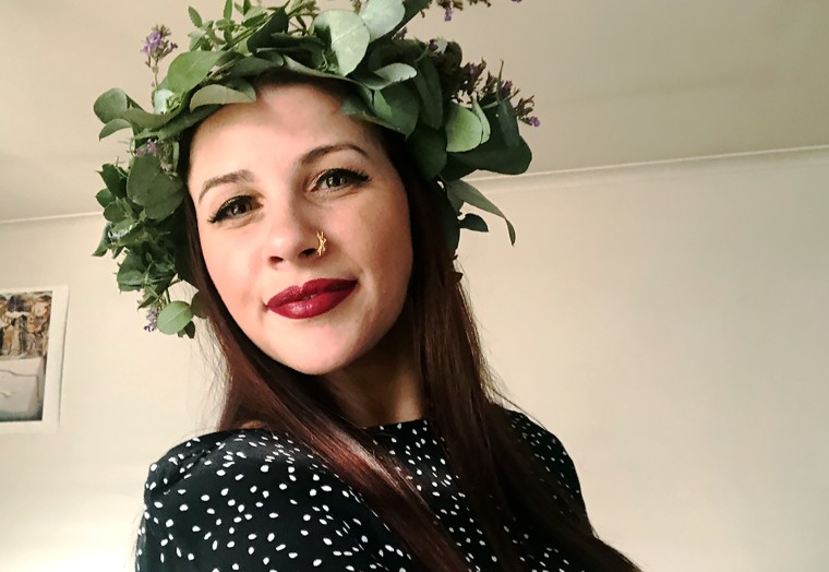 Celebrating Me: Online art workshop – Flower Crown