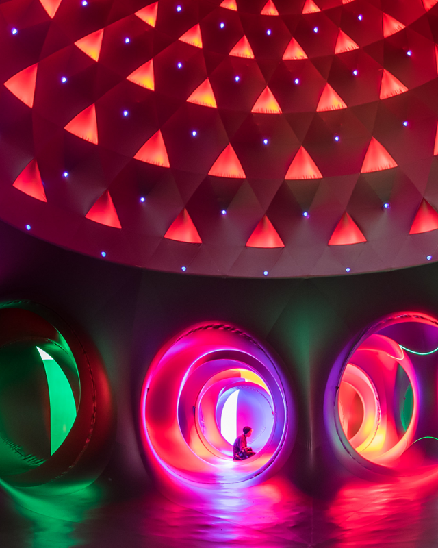 Katena Luminarium - Architects of Air